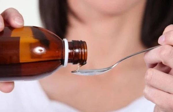 Alimlər öskürək siroplarının koronavirusa təhlükələri barədə xəbərdarlıq etdilər