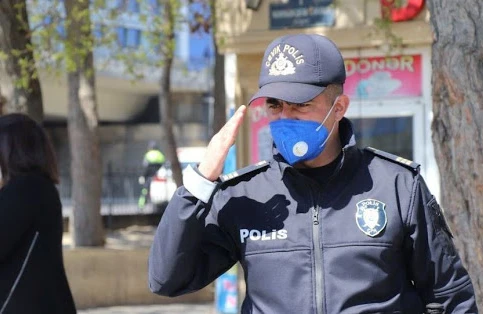 Bu gün evdən çıxdığına görə cərimələnənlərin sayı açıqlandı