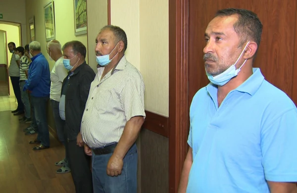 Bayılda domino oynayanlar TUTULDULAR