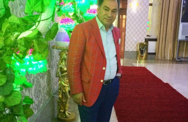 Əlikram Bayramov: “Ot biçir, mal-qara saxlayıram, toyuqların da 26-sı yumurtlayır”