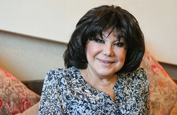 Xalq artisti etiraz etdi: “Bilsəydim sizin verilişdir, gəlməzdim” (VİDEO)