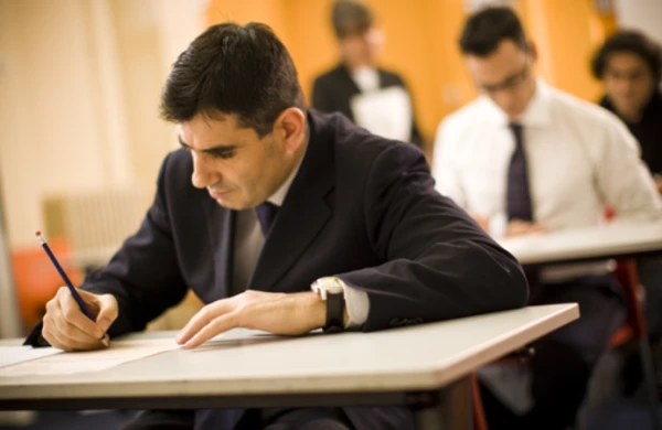 Bakıda məşhur universitetin 3 dekanı işdən çıxarıldı