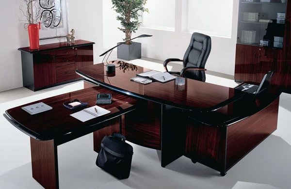 Nazirliyin şöbə rəisi işdən çıxarıldı - Yoxlamalar başladı