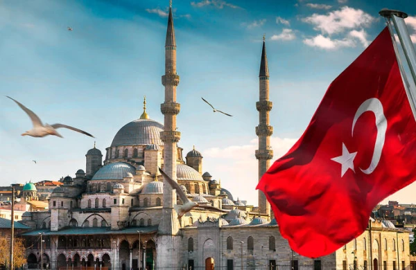 Türkiyədə koronavirusdan ölənlərin sayı 5 mini keçdi