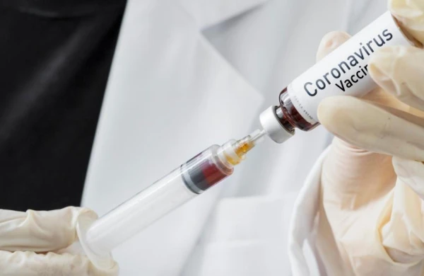 Koronavirus peyvəndi vurulan insana nə olacaq? - Rus həkimlər açıqladı