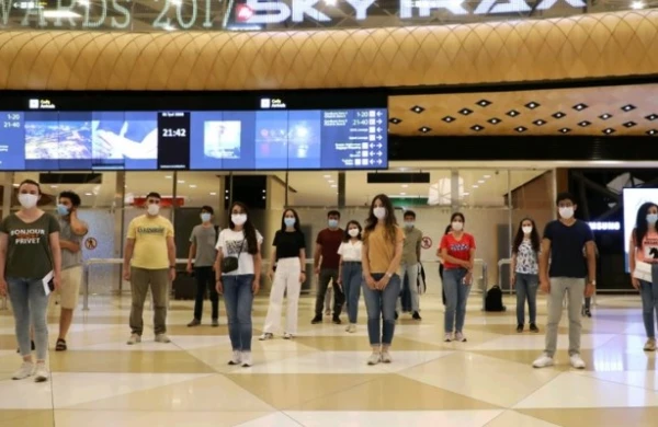 Türkiyədən çox sayda həkim koronavirusa görə Azərbaycana GƏTİRİLDİ