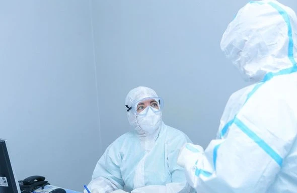 İnfeksionist Afət Əkbərova: “Virus aqressiv şəkildə mutasiya edir”