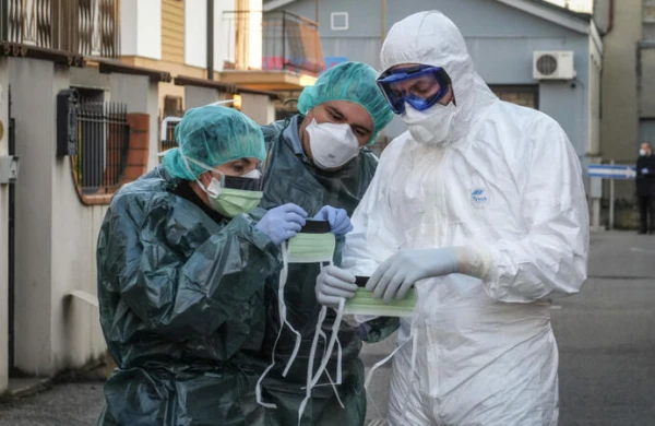 Bakıda bu klinikanın 21 həkimi koronavirusa YOLUXDU