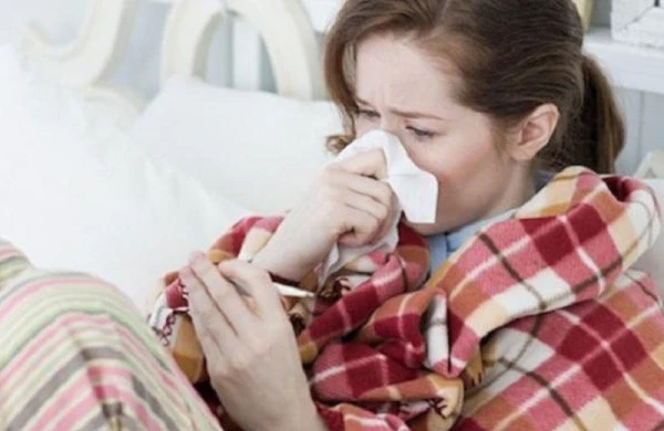 Koronavirus xəstəsi gecə bu vəziyyətdə olur - ÜST AÇIQLADI