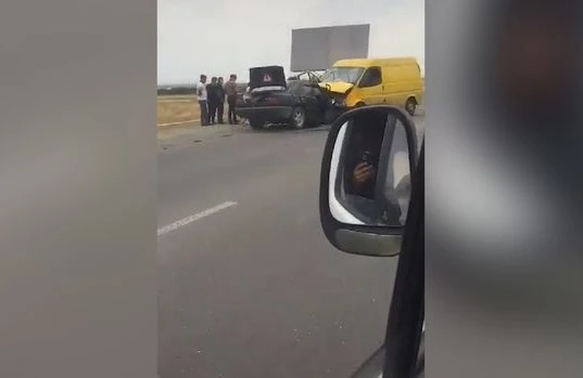 Gəncə-Şəmkir şosesində ağır yol qəzası baş verib - VİDEO