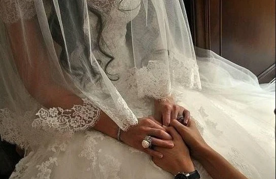 Kişini toy gecəsi belə aldadırlarmış - Qızların yeni fırıldağı...