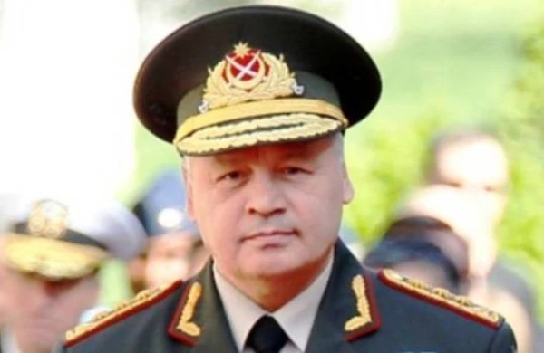 “Bəs belə güclü ordu işğalçıya niyə layiq olduğu yeri göstərə bilmir?” – Səfər Əbiyev