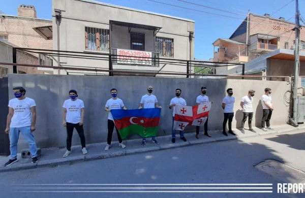 Ermənistanın Gürcüstandakı səfirliyi qarşısında etiraz aksiyası keçirilir