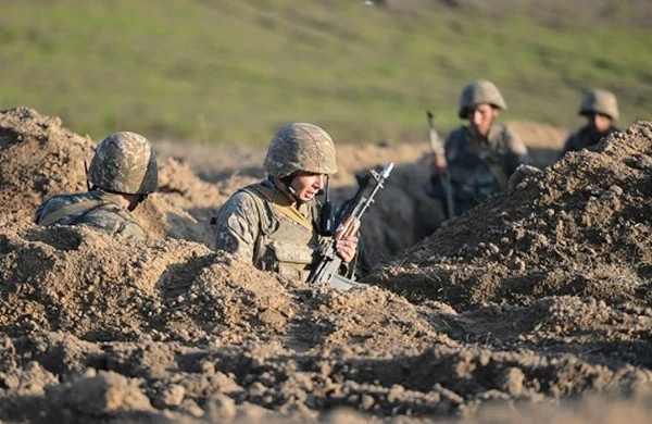 20-dək erməni xüsusi təyinatlısı məhv edildi,meyitləri qayalıqda qalıb - SƏHƏDDƏN  XƏBƏR