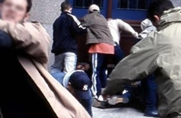 Bakıda məşhur ticarət mərkəzində qanlı dava – Təfərrüat