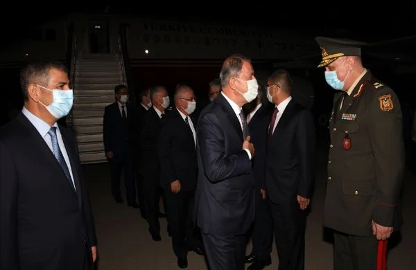 Tarixi gün yaşanır: Türkiyəli generallar Azərbaycandadır  -  VİDEO