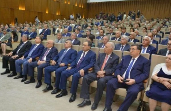 YAP toplanır - Bu şəxslərin məsələsinə baxılacaq