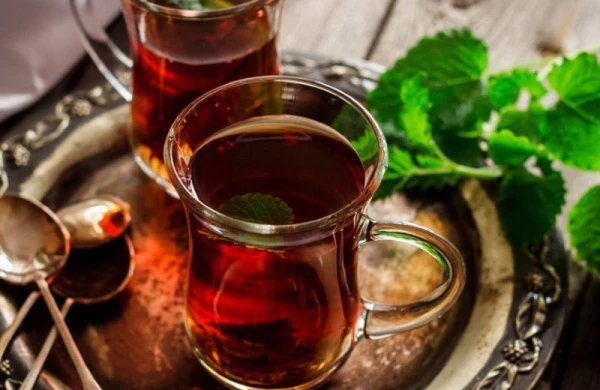 Çay ürək və qaraciyər üçün ziyanlı ola bilər