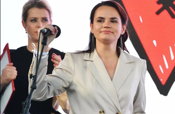 “Belarus Rusiya ilə sərhədləri bağlayır” – Şok iddia