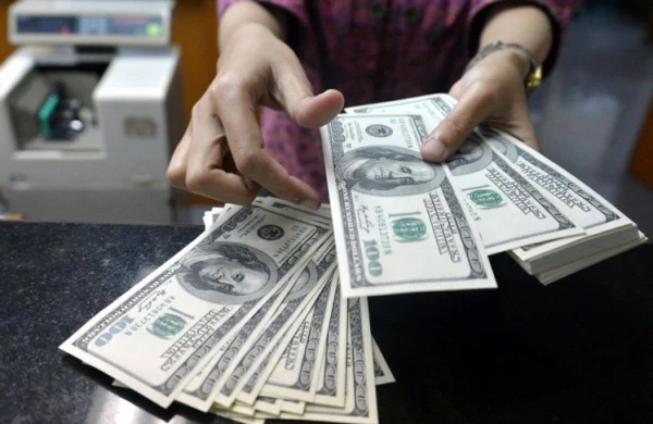 Dolların sabahkı məzənnəsi açıqlanıb