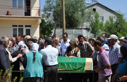 SON DƏQİQƏ! Mədəniyyətə ağır itki baş verdi: Məşhur aktyor oteldə qəfil öldü