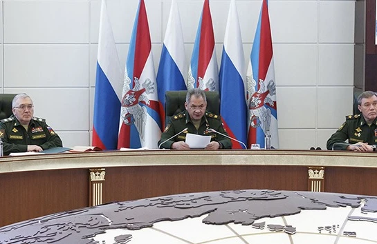Rus ordusu Şərq Hərbi Dairəsinə toplanır - Generaldan kritik açıqlama