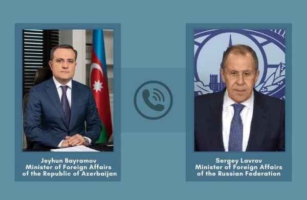 Azərbaycan və Rusiya XİN başçıları arasında telefon danışığı olub