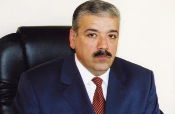 Azərbaycanda general qəfil etdi