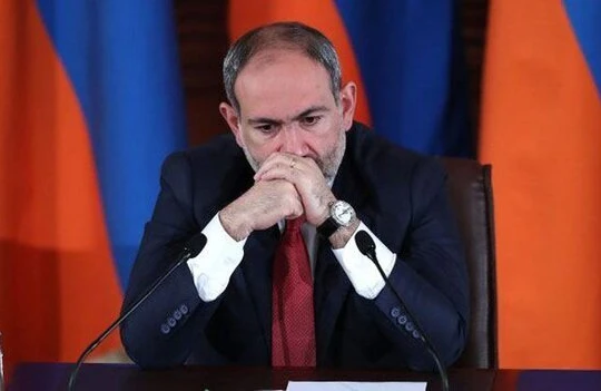 Nikol Paşinyan ÜZR İSTƏDİ
