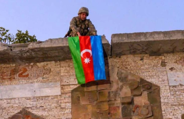 "Bəzən bir kənd üçün gecə-dündüz vuruşuruq" - POLKOVNİK