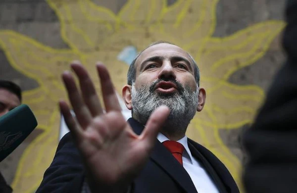 Paşinyandan döyüşlərlə bağlı SENSASİON ETİRAF: "Müharibə davam etsəydi..."