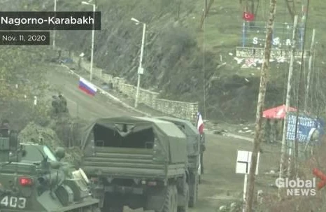 Arxayın olaq, Qarabağda Azərbaycan və Türkiyə bayraqları Rusiya bayrağından ucadadır..