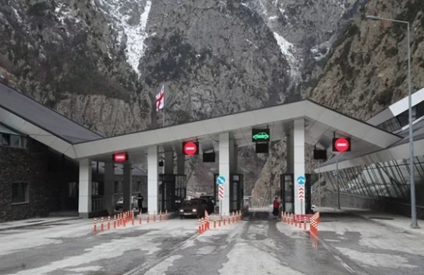 Ermənistanı Rusiyaya birləşdirən yeganə quru yolu bağlandı