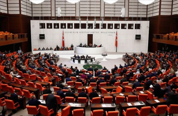 Türkiyə parlamentində Azərbaycana ordu göndərməklə bağlı müzakirələr başladı - CANLI YAYIM