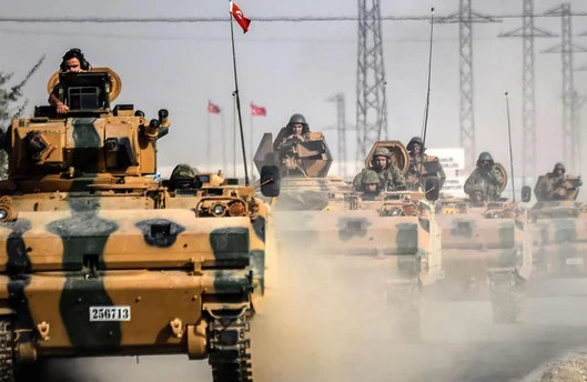 RUSLAR XANKƏNDİNDƏ, TÜRKİYƏ HƏRBÇİLƏRİ ŞUŞADA... - "Moskva istədiyini qəbul etdirə bilməyəcək"