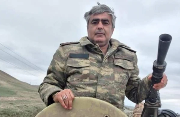 Doqquzuncu sinifdə oxuyarkən I Qarabağ müharibəsinə gedibmiş - Sənətkarın Şəhid oğlu