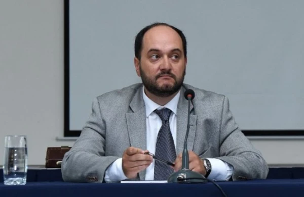 Ermənistanda daha bir nazir vəzifəsindən azad edilib