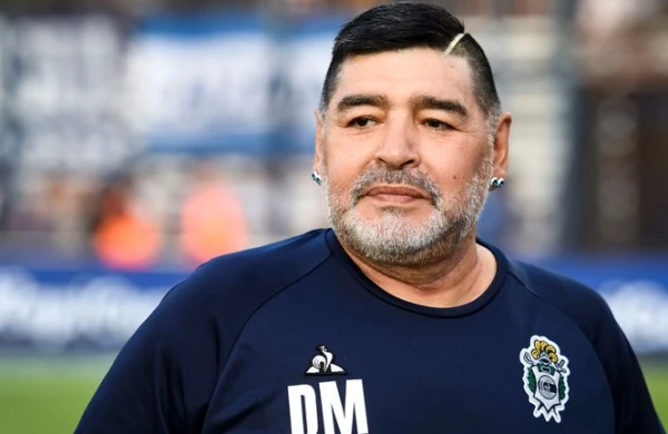 SON DƏQİQƏ! Maradona öldü