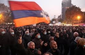 İrəvanda Paşinyana qarşı növbəti mitinq başladı - VİDEO