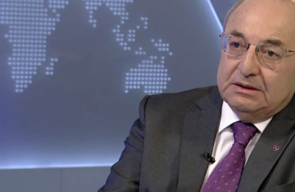Paşinyanın kürsüsünə iddialı olan Vazgen Manukyan kimdir? -  DOSYE