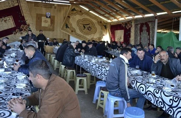Azərbaycanda yas mərasimində dəhşət: Yüzlərlə insan yoluxub və...