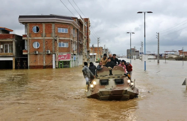 İranda daşqın: 7 nəfər ölüb, 950 nəfər yaralanıb