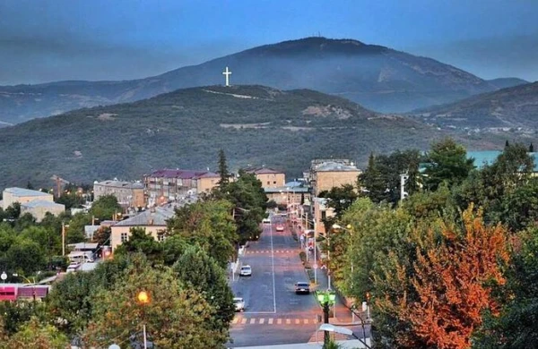 Azərbaycan əsgəri Xankəndidən sonra Əsgəranda: sərbəst gəzir, alver edirlər...