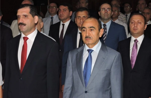 ŞOK! Əli Həsənovla şübhəli işbirliyində olan səfir niyə yola salındı?