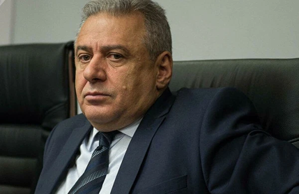 SON DƏQİQƏ! Ermənistanın müdafiə naziri Rusiyaya gedib
