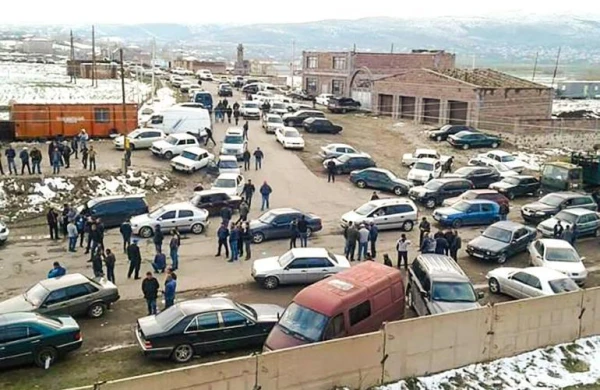 Növbəti savaşa Nikolla getmək istəmirik – Aksiya
