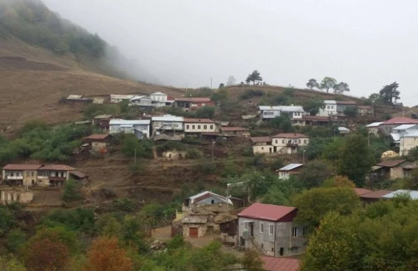Şuşanın Kiçik Qaladərəsi və Böyük Qaladərəsi, Laçının Köhnəkənd kəndlərində nə baş verir?