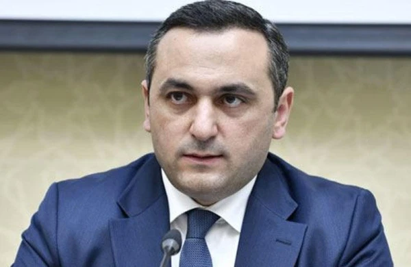 "Vaksin vurulduqdan sonra da maskalardan istifadə etməliyik" - Ramin Bayramlı