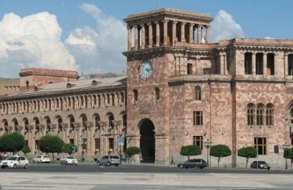 İrəvanda Hindistan davası 