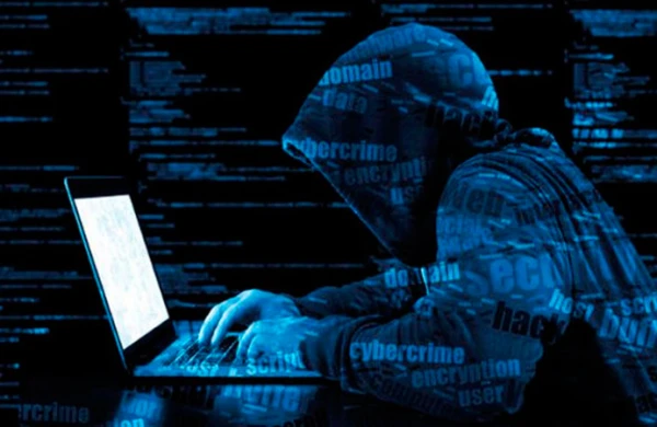 DİQQƏT! Xanımların fotosunu profillərdən götürüb erotik video hazırlayırlar